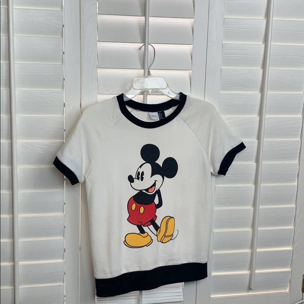 Disney Mickey short sleeve sweatshirt size S